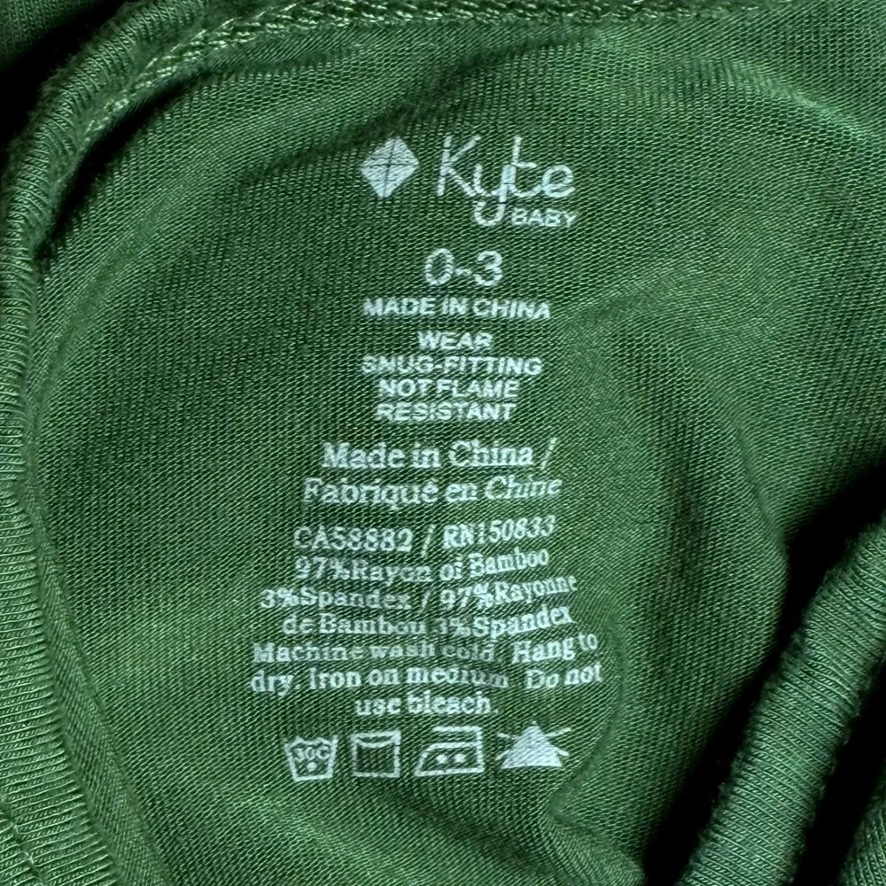 Kyte Baby Bamboo Rayon Snap Front Sleep Gown Green 0-3 Months